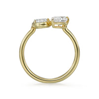 Vela Toi et Moi | Pear & Round Diamond Engagement Ring