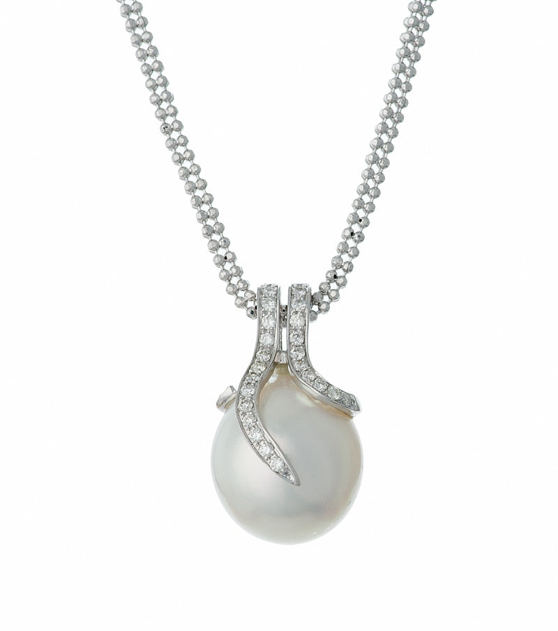 14K White Gold Oscar Collection South Sea Pearl and Diamond Set - Pendant Detailed view
