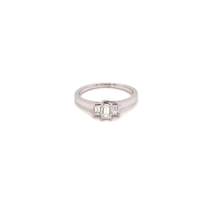 Vintage 14K White Gold 3 Stone Emerald Cut Diamond Engagement ring 2