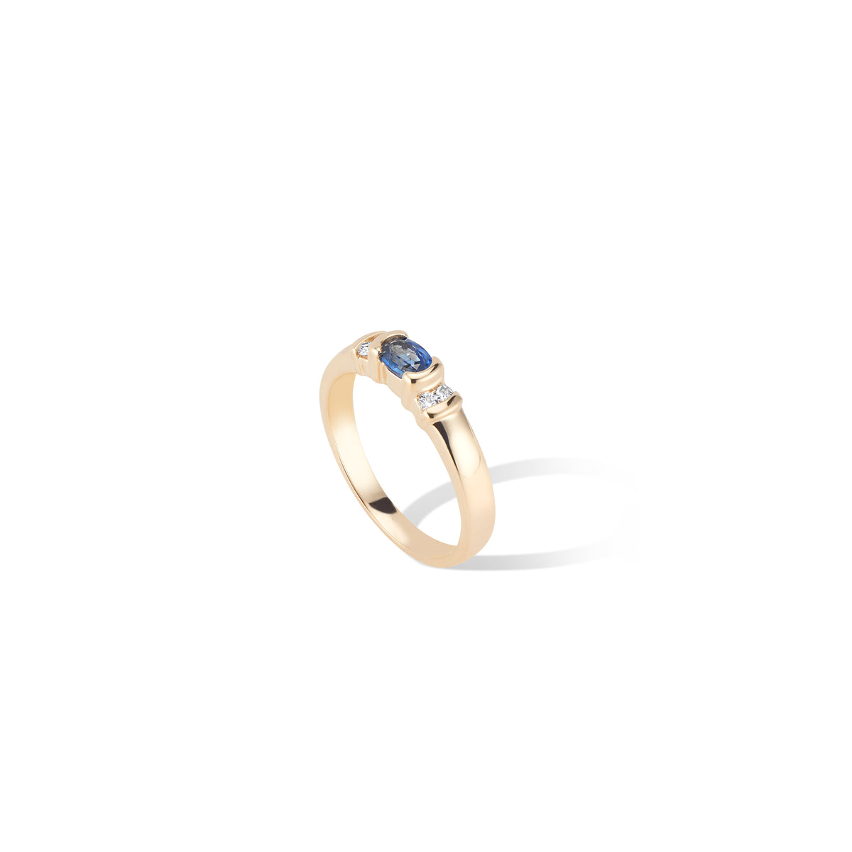 Vintage 14K Yellow Gold Diamond East West Oval Sapphire Ring - Side Profile