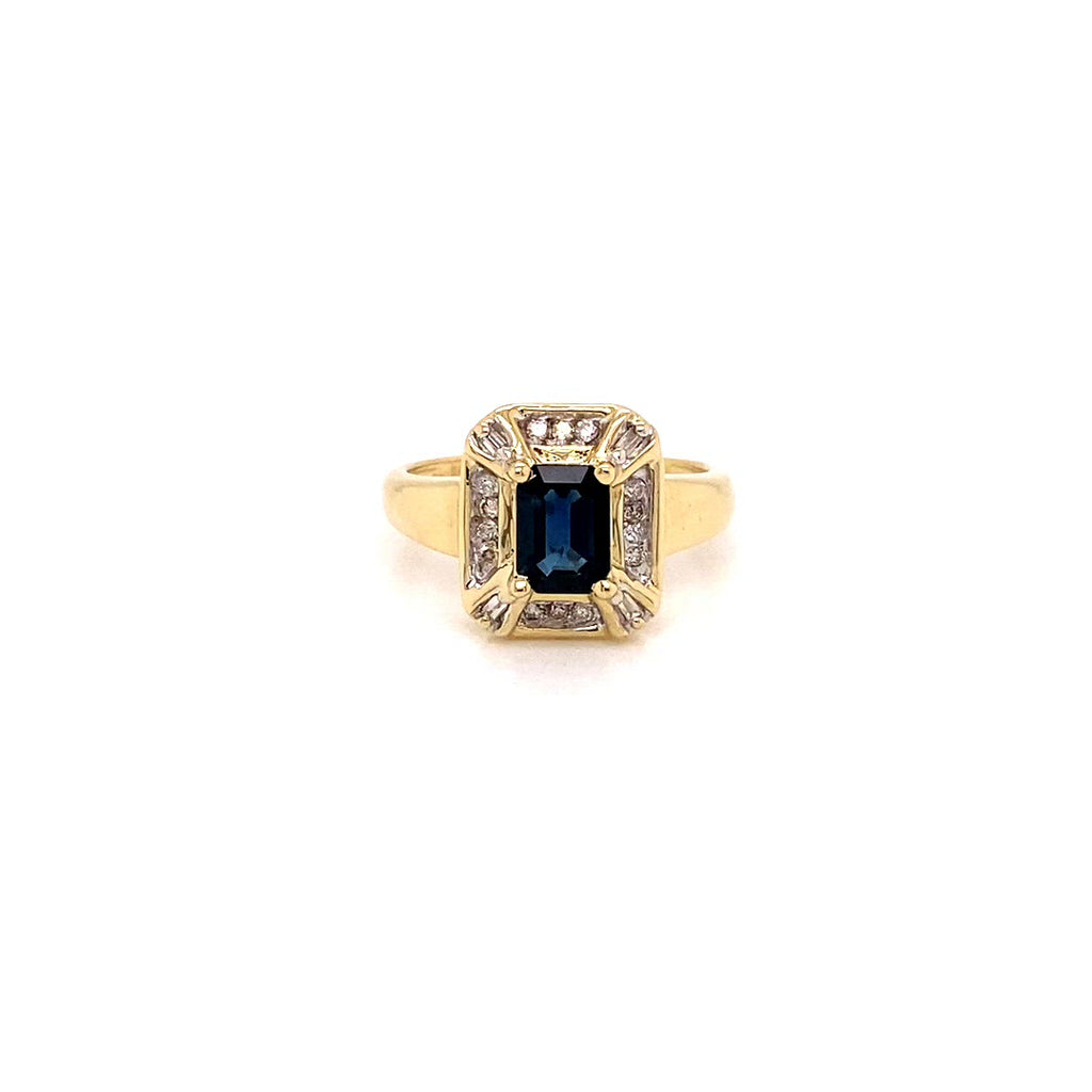 Video - Vintage 14K Yellow Gold Diamond and Emerald Cut sapphire Dress ring