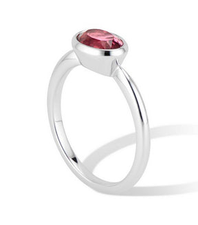 Oval Horizontal Bezel Ring - Thomas Laine Jewelry